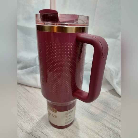NEW Stanley × Calia 40oz Flow State Quencher H2.0 Tumbler Red Nector - Picture 8 of 12